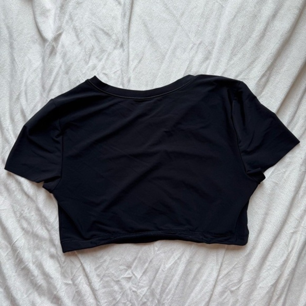 Black Cropped T-Shirt Top - Unknown Brand - Picture 2 of 3